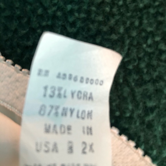 Whites women’s support - Picture 4 of 5